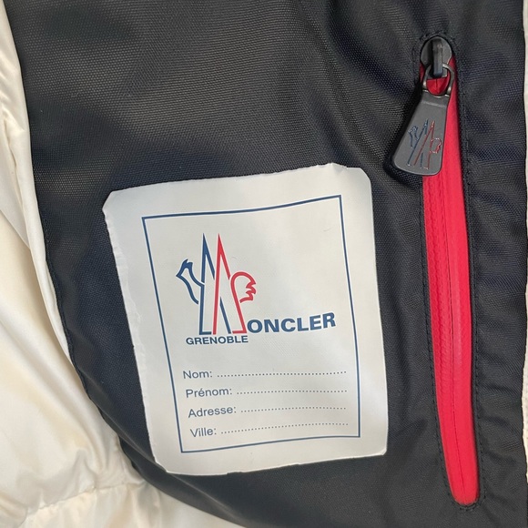 Authentic Moncler Grenoble Women’s Two-toned Ski Jacket Size 2 - Picture 8 of 12
